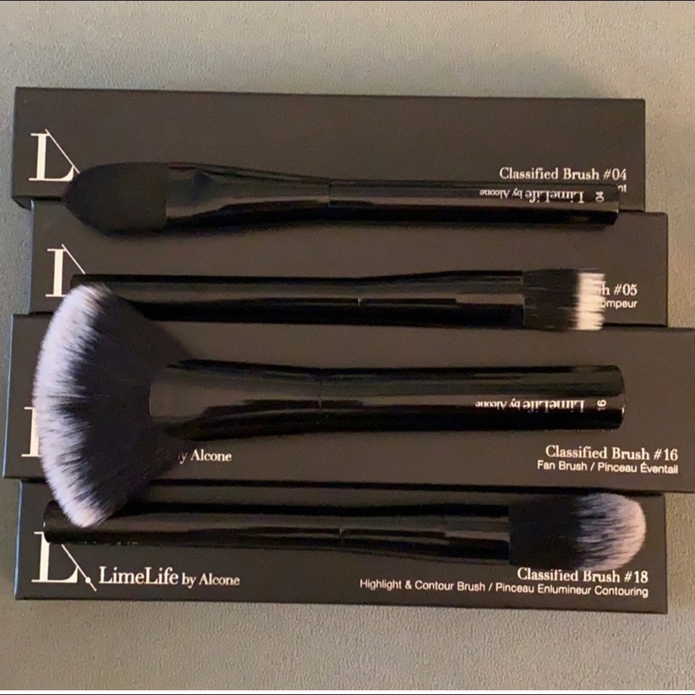 Professional Grade Vegan Brushes